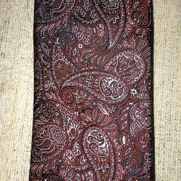 Joseph Abboud Men’s Paisley Tie - Picture 2 of 3